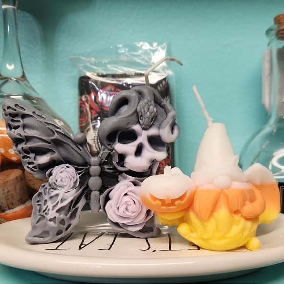 Vintage & Handmade Share Show Train All Day on Friday’s - Picture 8 of 14